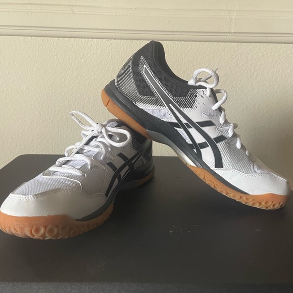 Asics Shoes - ASICS black and white 9.5 women’s